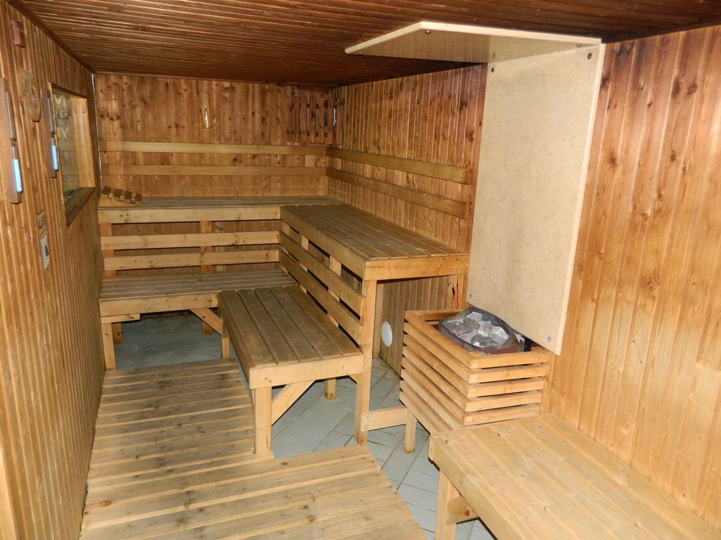 Spa Apartment Parkowy Chojnice Δωμάτιο φωτογραφία
